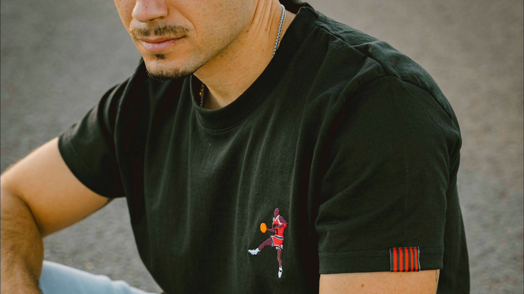 CAMISETA MICHAEL JORDAN BORDADA